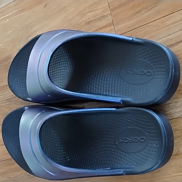 OOOFOS Recovery Slides - Picture 6 of 8